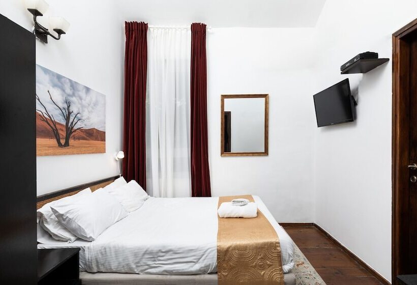 Standard-huone, The Colony