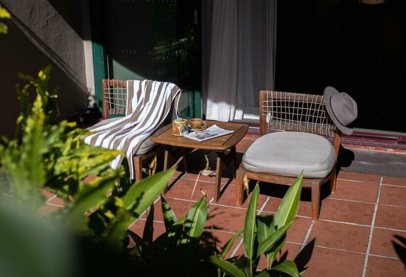 סוויטה קלאסית, Beach Hotel Resort