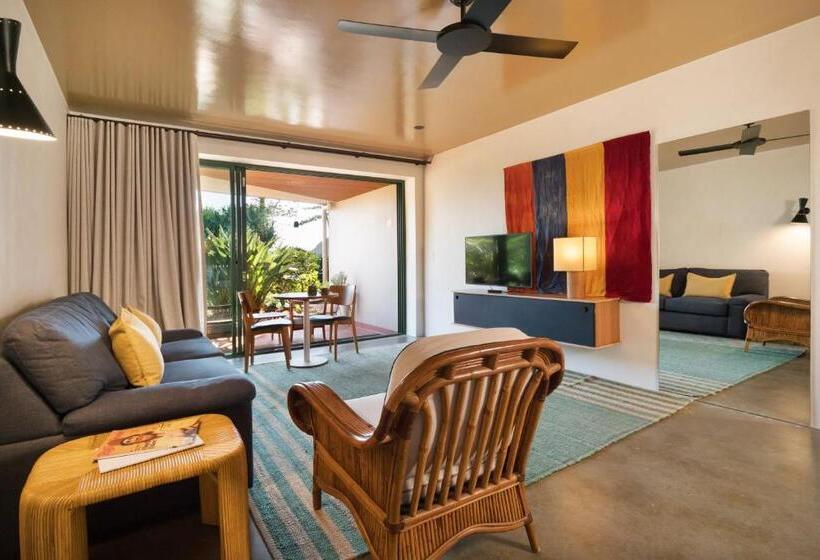 수피리어 스위트, Beach Hotel Resort