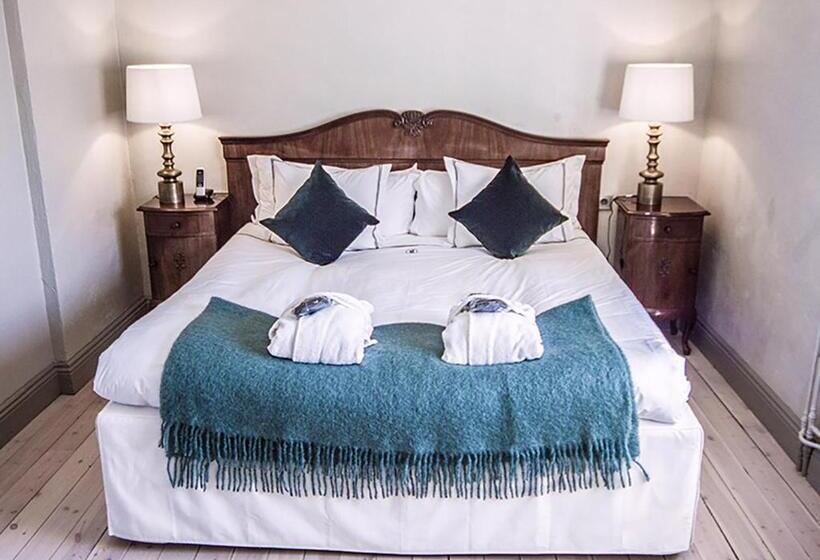 小型套房, Görvälns Slott