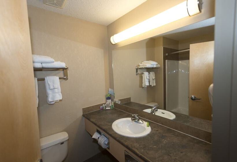 غرفة ديلوكس, Lakeview Inns & Suites Fort Nelson