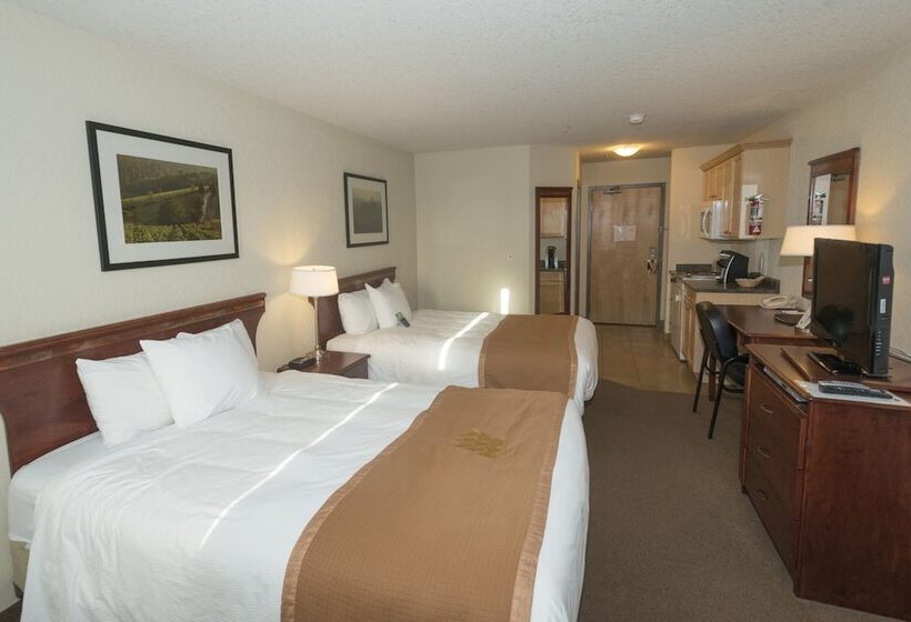 غرفة ديلوكس, Lakeview Inns & Suites Fort Nelson