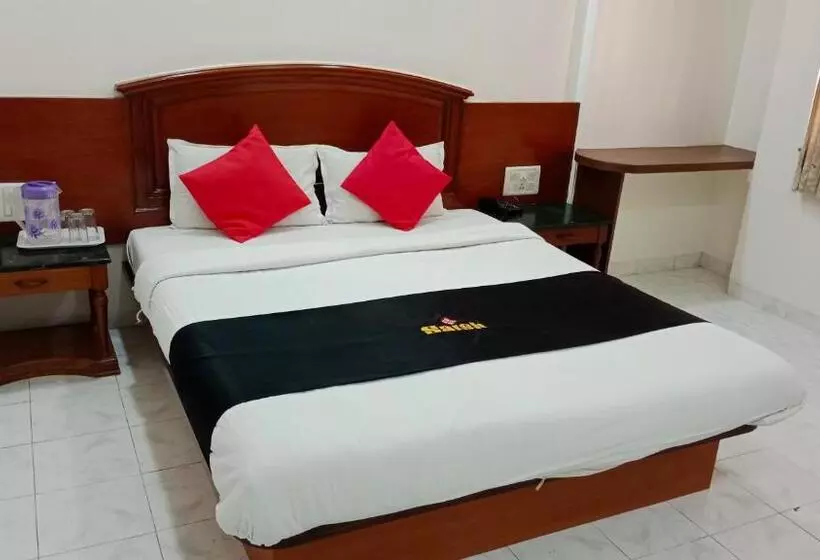 Comfort Kolmen Hengen Huone, Saish Hotel Shirdi