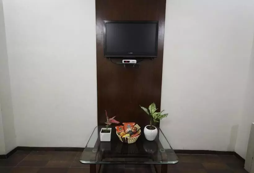 Comfort Kolmen Hengen Huone, Saish Hotel Shirdi