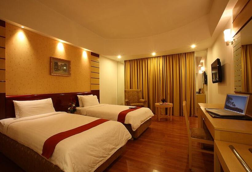 Quarto Estandar, The Plaza