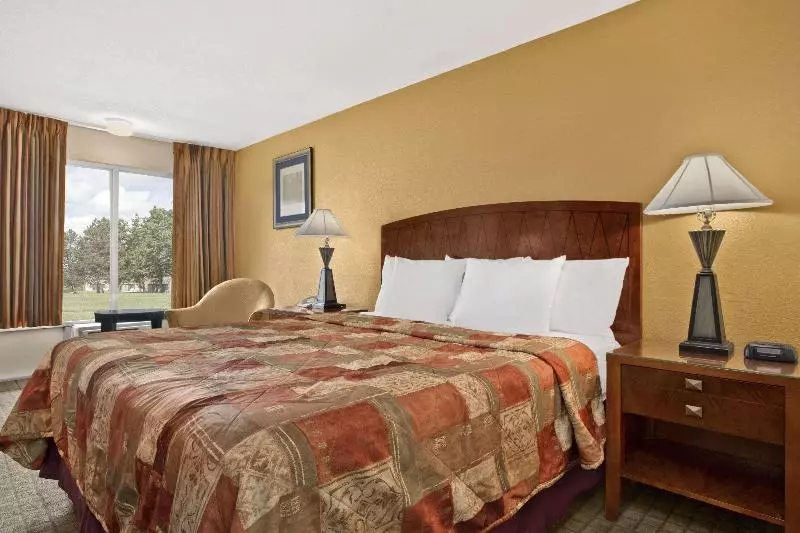 デラックスルーム, Townhouse 517 La Sapphire Near Delhi Airport