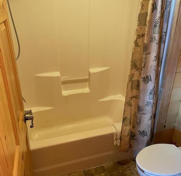 غرفة سوبيريور سرير كينج, Badlands Frontier Cabins