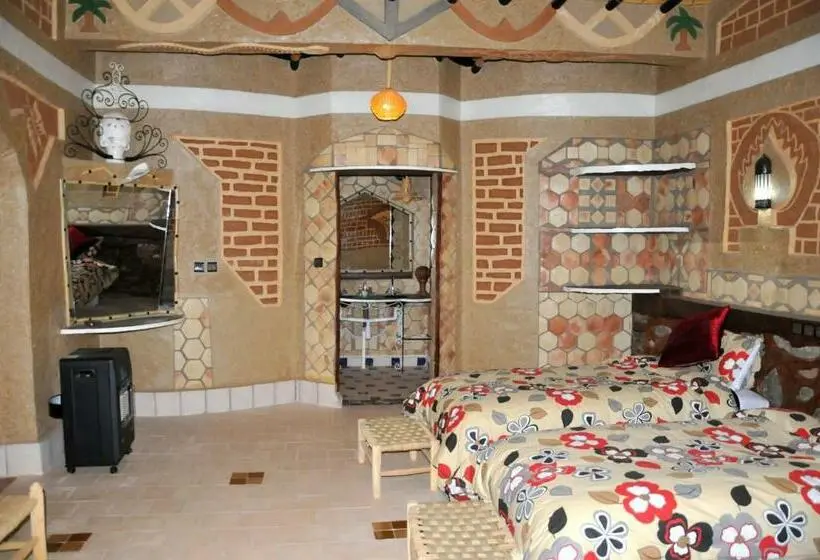 エコノミー４人部屋, Maison Acacias