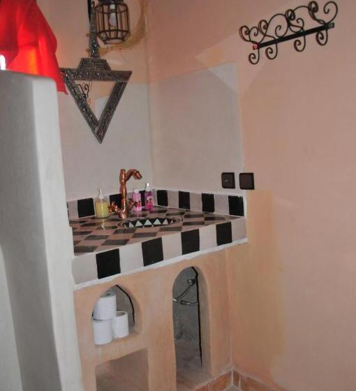 اتاق استاندارد چهار تخته, Maison Acacias