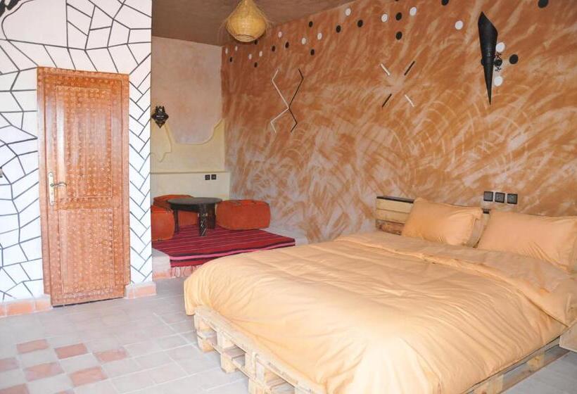 اتاق اکونومی, Maison Acacias