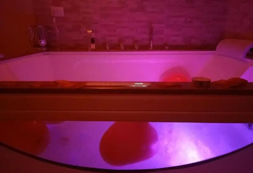 ジュニアスイート, La Fontana
