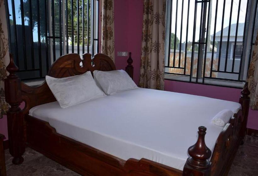 اتاق استاندارد, Lunguya Annex Lodge