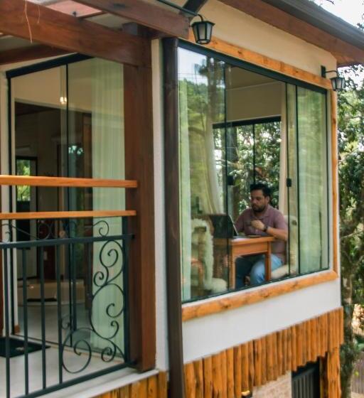 בקתה, Estalagem Serra De Minas Em Monte Verde