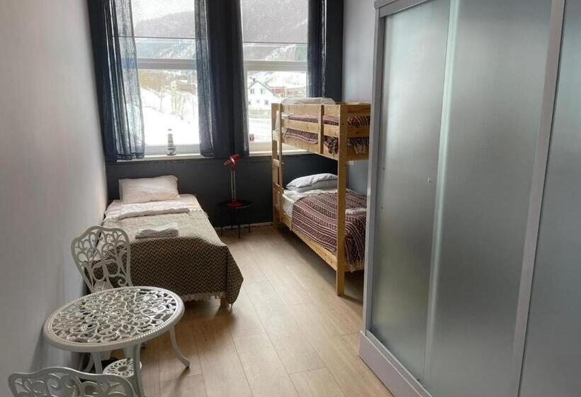 Номер Стандарт Трехместный, Eidsdal Rest House