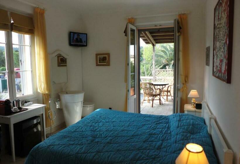 Номер Deluxe с Балконом, Villa Playa Del Sol   B1