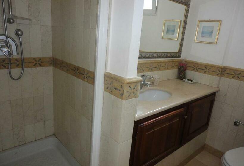 Номер Deluxe с Балконом, Villa Playa Del Sol   B1