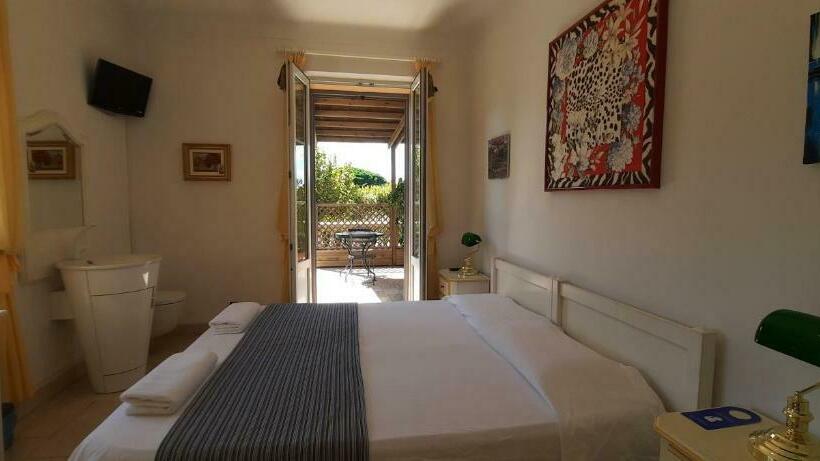 Номер Deluxe с Балконом, Villa Playa Del Sol   B1