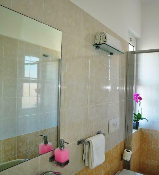 اتاق استاندارد, Lugano