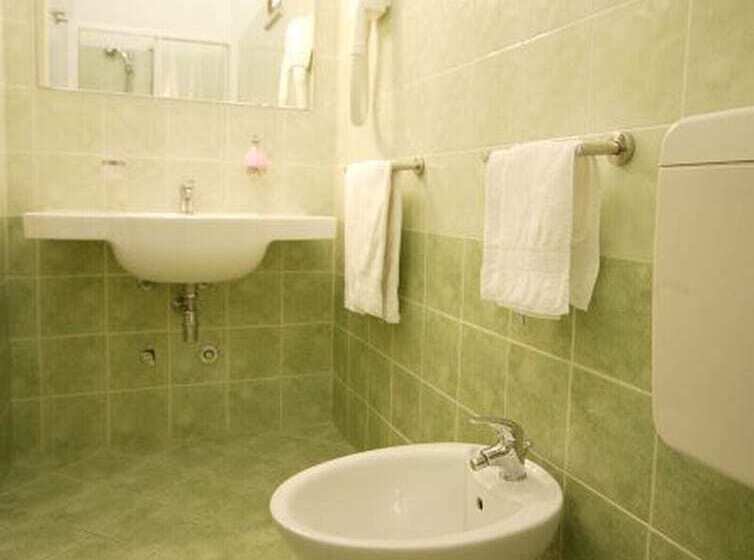 اتاق استاندارد, Lugano