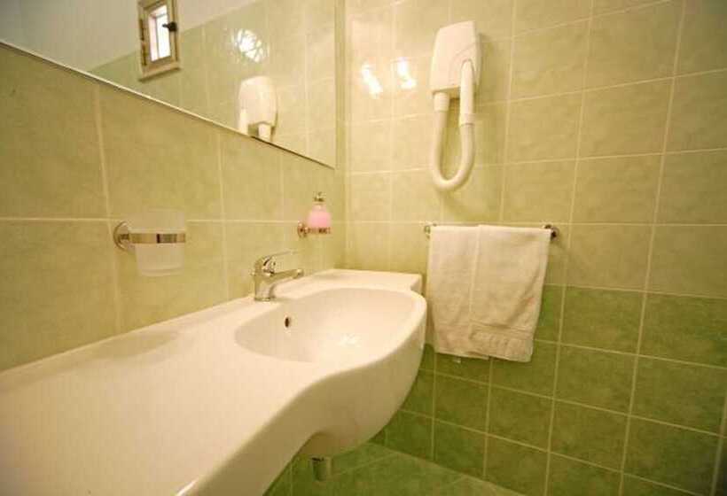 اتاق لوکس, Lugano