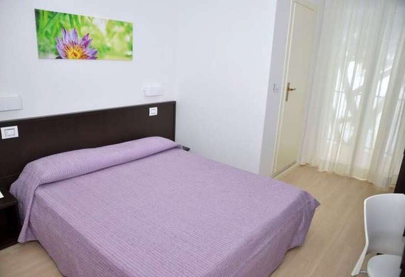 اتاق استاندارد سه نفره, Lugano