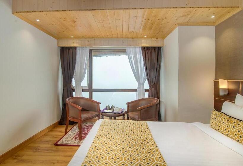 اتاق خانوادگی, Sumitel Vista T V Tower Darjeeling