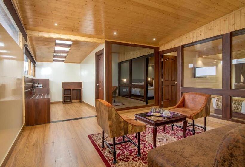 اتاق سوپریور با تخت بزرگ, Sumitel Vista T V Tower Darjeeling