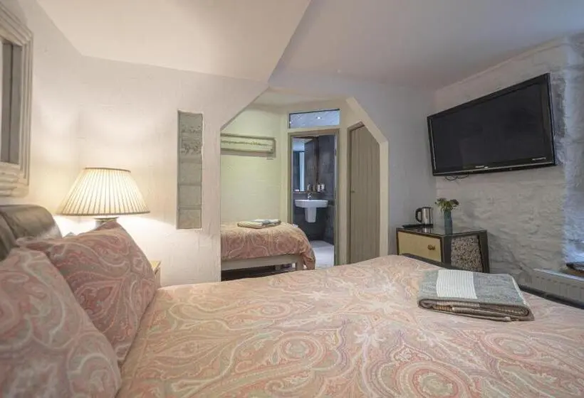 デラックストリプルルーム, Cornerways Guest House