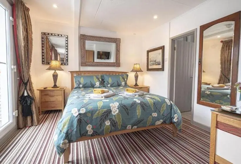 キングサイズベッドのデラックスルーム, Cornerways Guest House