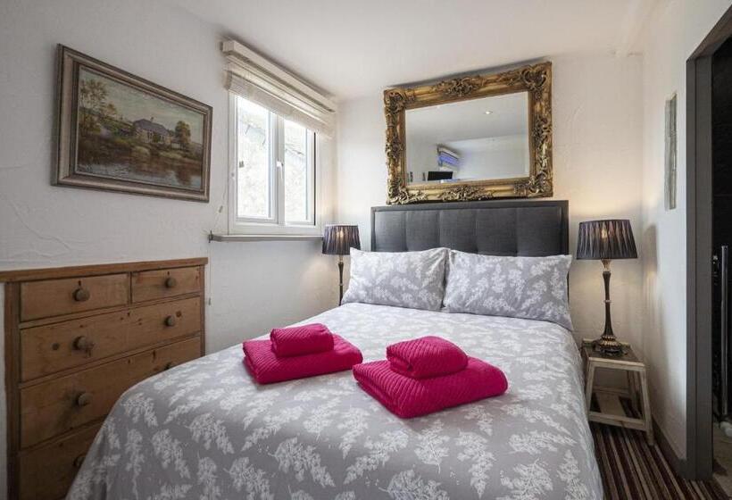 带海景的标准房, Cornerways Guest House