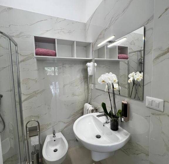 패밀리 룸, Villa Latino