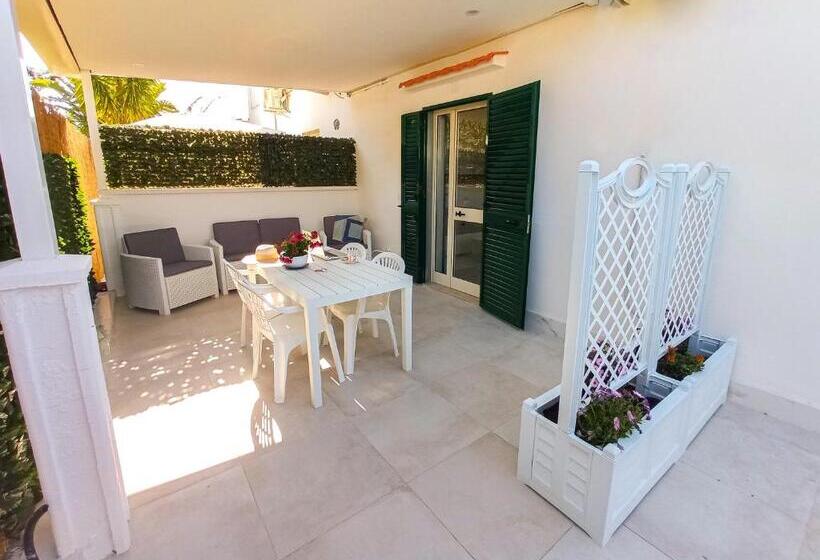 패밀리 룸, Villa Latino