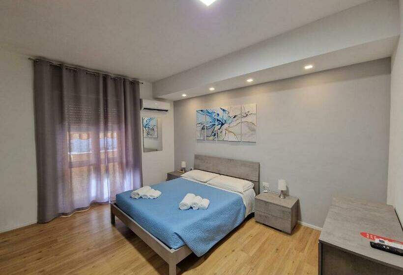 חדר סטנדרט, The Shell Guest House