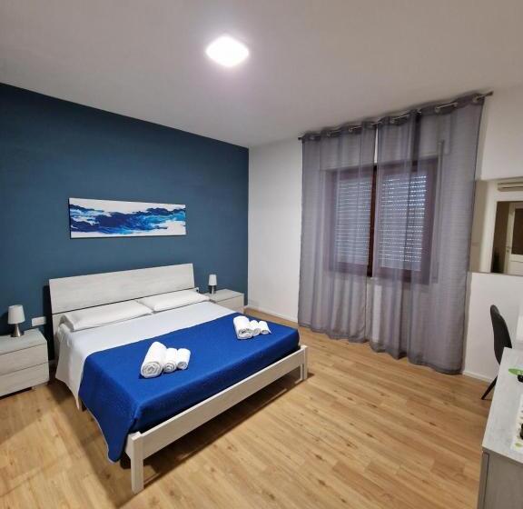 חדר סטנדרט, The Shell Guest House