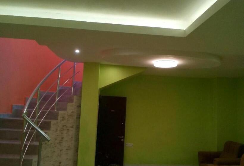 غرفة قياسية, къща за гости диана дик