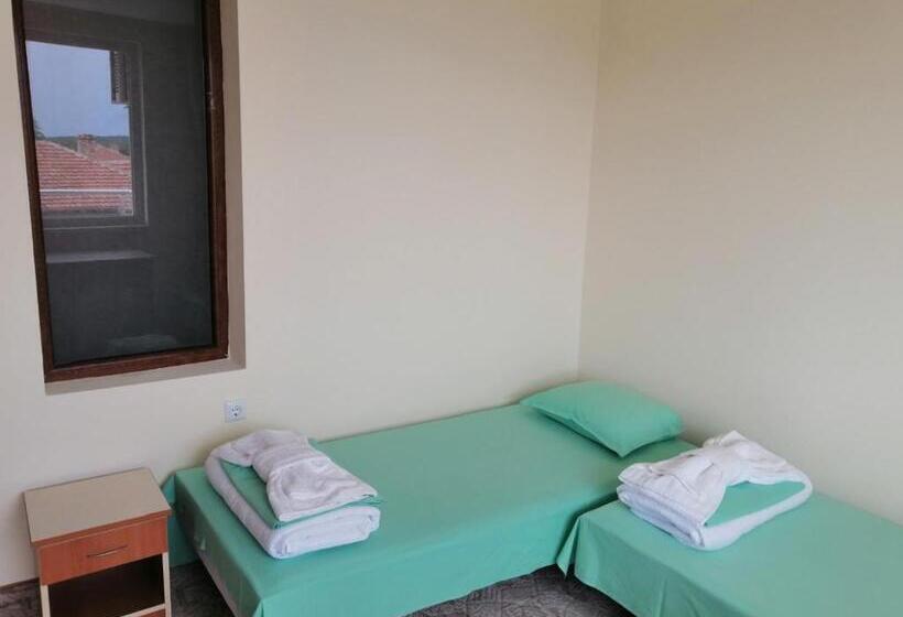 غرفة قياسية, къща за гости диана дик