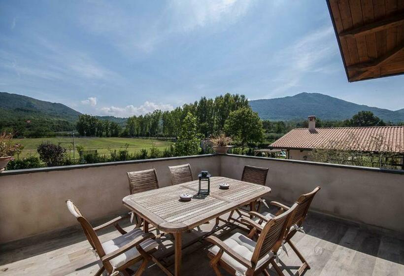 スタンダードルーム, Family Farm Soc. Agr. A R.l