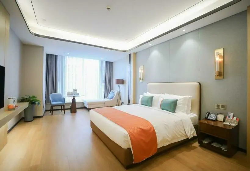 キングサイズベッドのデラックスルーム, Jinling Funhome Hotel Nanjing Jiulong Lake   Nanjing South Railway Station
