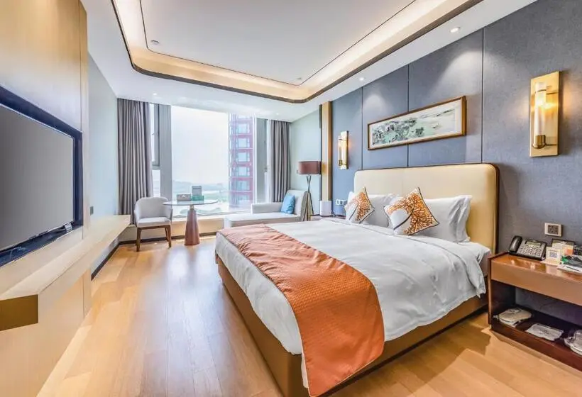 スイート（家族用）, Jinling Funhome Hotel Nanjing Jiulong Lake   Nanjing South Railway Station