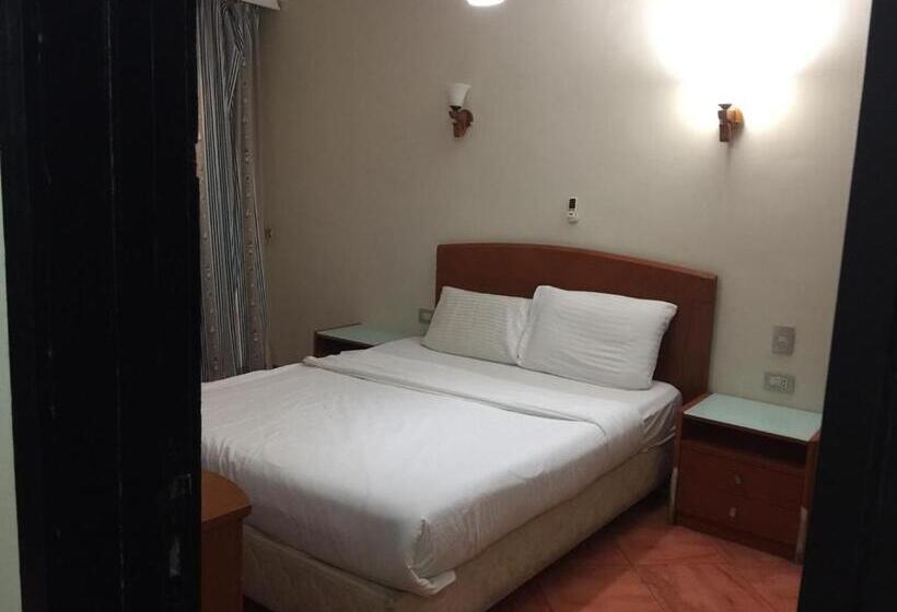 آپارتمان 1 خوابه با چشمانداز استخر, Porto Marina Resort Apartments Familie