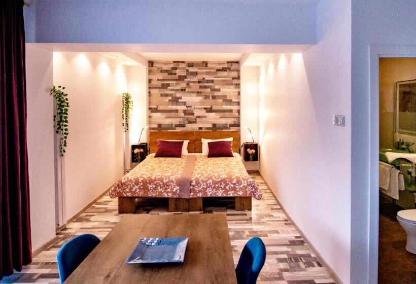 Family Suite, Complex Sportiv Break