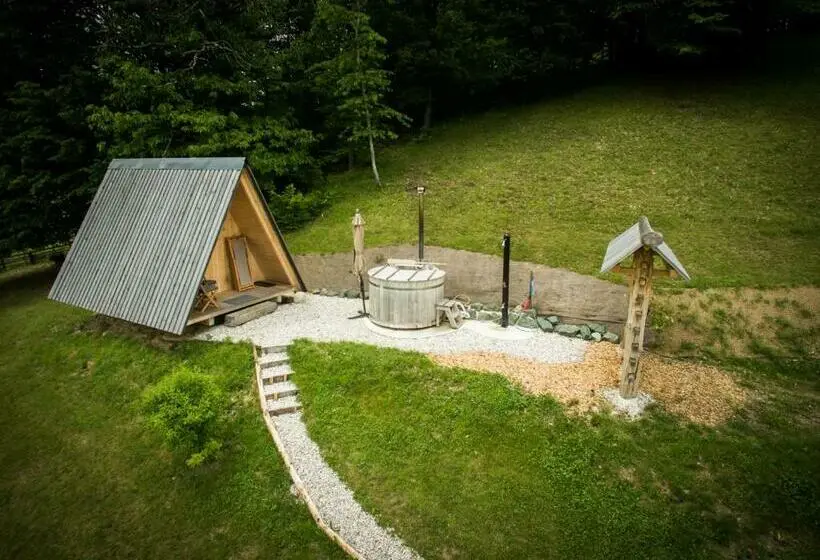 キャビン, Pužman Farm Glamping