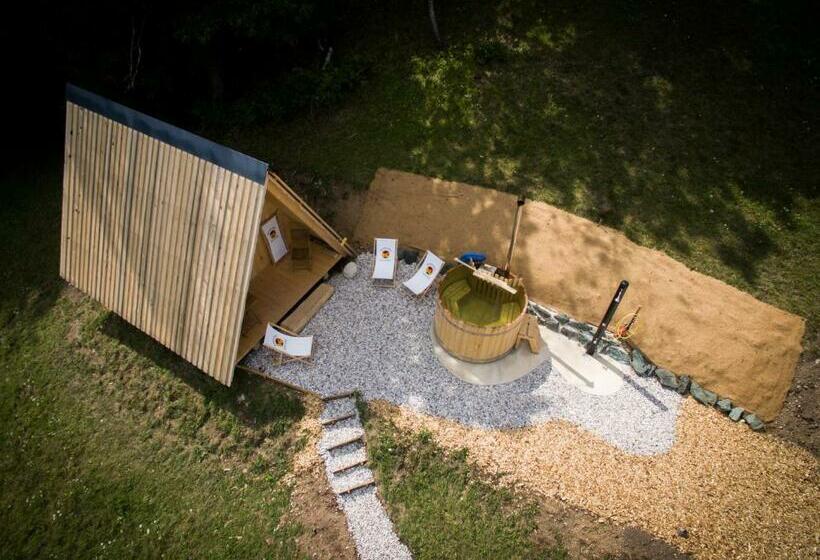 کابین, Pužman Farm Glamping