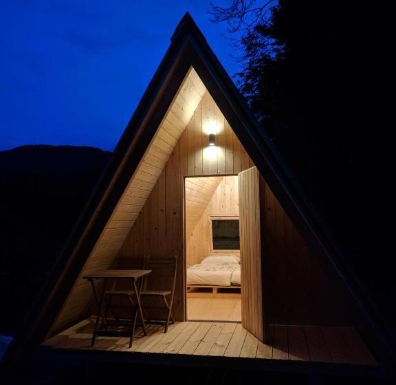 کابین, Pužman Farm Glamping
