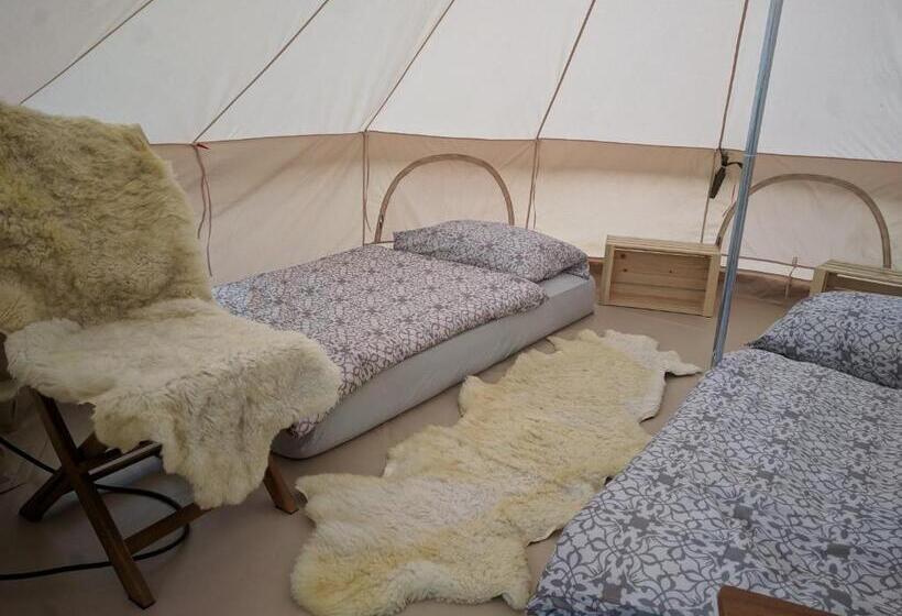 چادر با خدمات رفاهی استاندارد, Pužman Farm Glamping