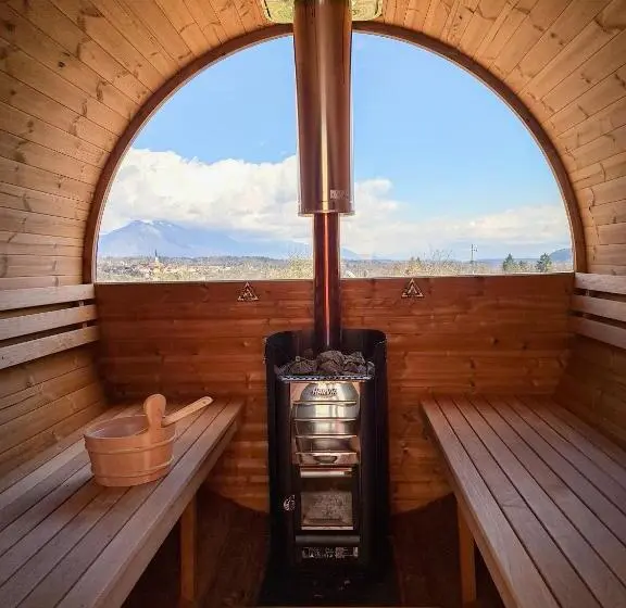 スパアクセス付スタンダードルーム, Pužman Farm Glamping