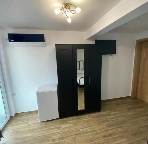 Cameră Superioară, Casa Ciobi
