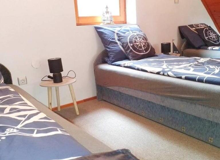 منزل غرفتين نوم, Hűvös Nyaralóház Orosháza