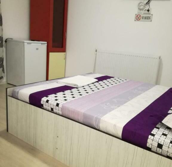 חדר סטנדרט לשלושה, Yraida S House Constanta