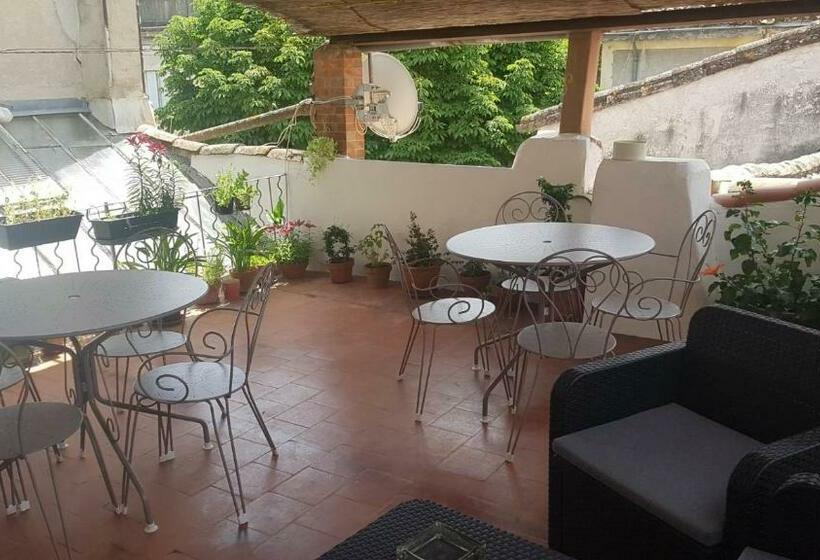 Номер Стандарт Трехместный, Chez Albert Et Karine